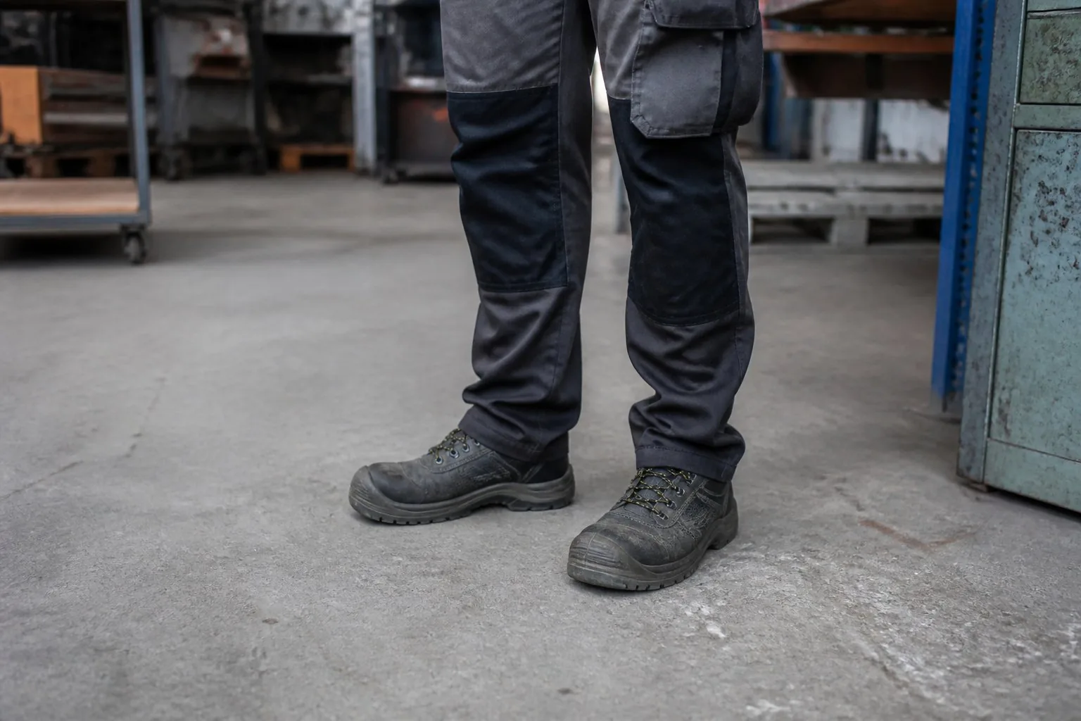How To Choose Safety Shoes For Industrial Work